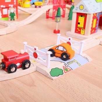 BigJigs Toys Trecere la nivel cu calea ferata