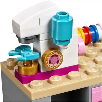 LEGO ® Atelierul de creatie al Emmei