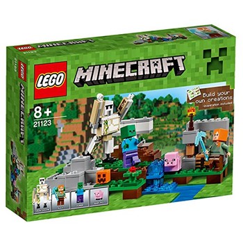 LEGO ® Minecraft - Golemul de fier