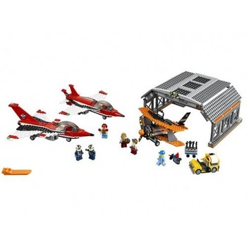 LEGO ® Parada de aviatie pe aeroport