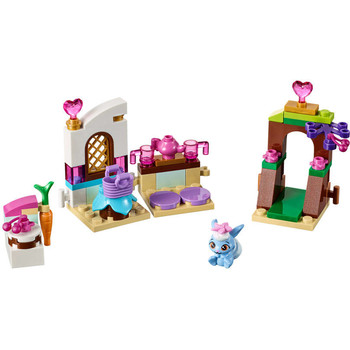LEGO ® Disney Princess - Bucataria lui Berry