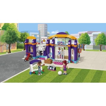 LEGO ® Friends - Centrul Sportiv din Heartlake
