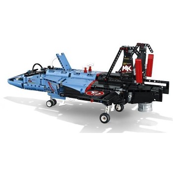 LEGO ® Technic - Avion cu reactie pentru curse