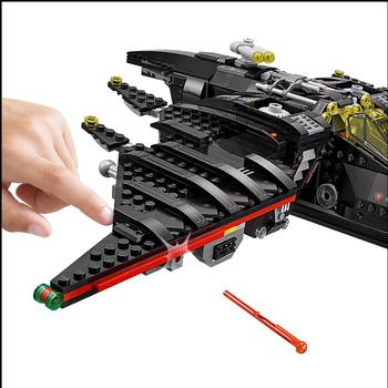 LEGO ® Batwing