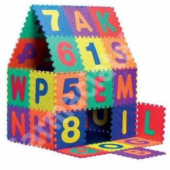 BabyGO Salteluta de joaca cu cifre si litere - Puzzle 36 piese
