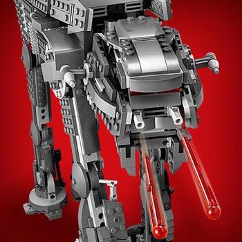 LEGO ® Heavy Assault Walker al Ordinului Intai
