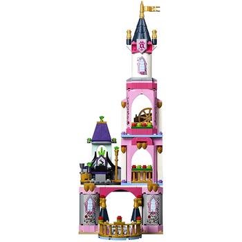 LEGO ® Castelul Frumoasei Adormite