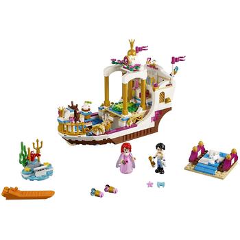 LEGO ® Ambarcatiunea regala a lui Ariel