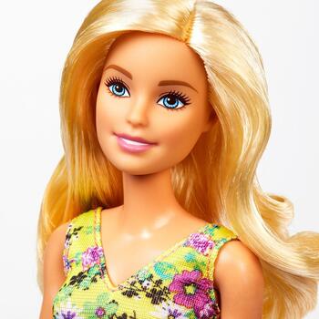 Barbie Set by Mattel Fashion and Beauty, dulap cu haine si papusa