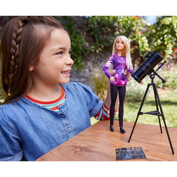 Mattel Papusa Barbie National Geographic Astrofizician