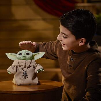 Hasbro Plus Interactiv Star Wars The Child Animatronic Edition Aka Baby Yoda