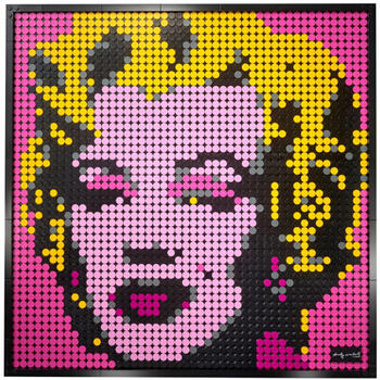 LEGO ® Andy Warhol's Marilyn Monroe