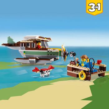 LEGO ® Casuta din barca