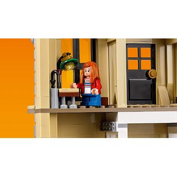 LEGO ® Furia Indoraptorului pe mosia Lockwood