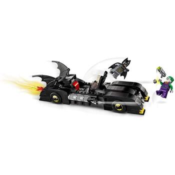 LEGO ® Batmobile: Urmarirea lui Joker