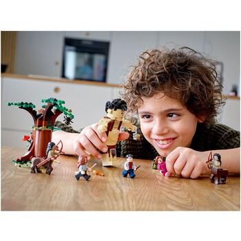 LEGO ® Padurea interzisa - intalnirea dintre Grawp si Umbridge