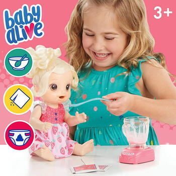 Hasbro Papusa Baby Alive Cu Mixer Pentru Capsuni