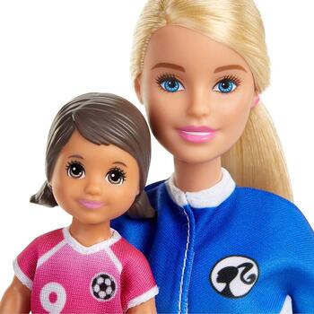 Mattel Barbie Papusa Cariere Set Sport Antrenor De Fotbal Blonda