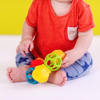 Bright Starts Jucarie Clicky Twister™ Easy-Grasp Rattle Oball
