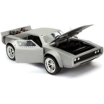 Simba Masinuta Fast And Furious Ff8 Dom&#39;s Ice Charger Scara 1:24